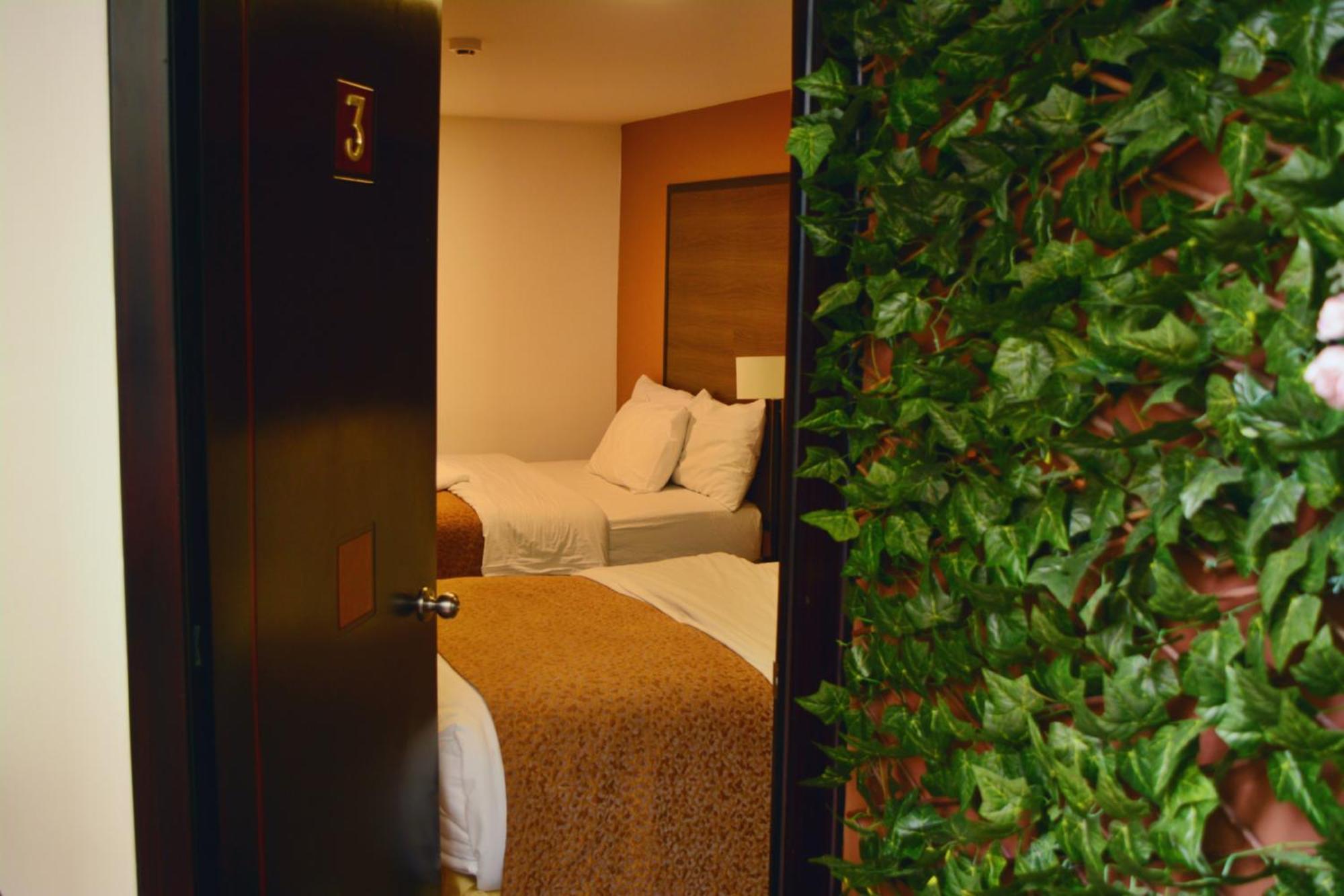 Hotel La Farola Куенка Екстериор снимка